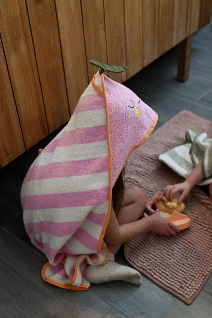 Cape de bain enfants en éponge Mady Mandarine